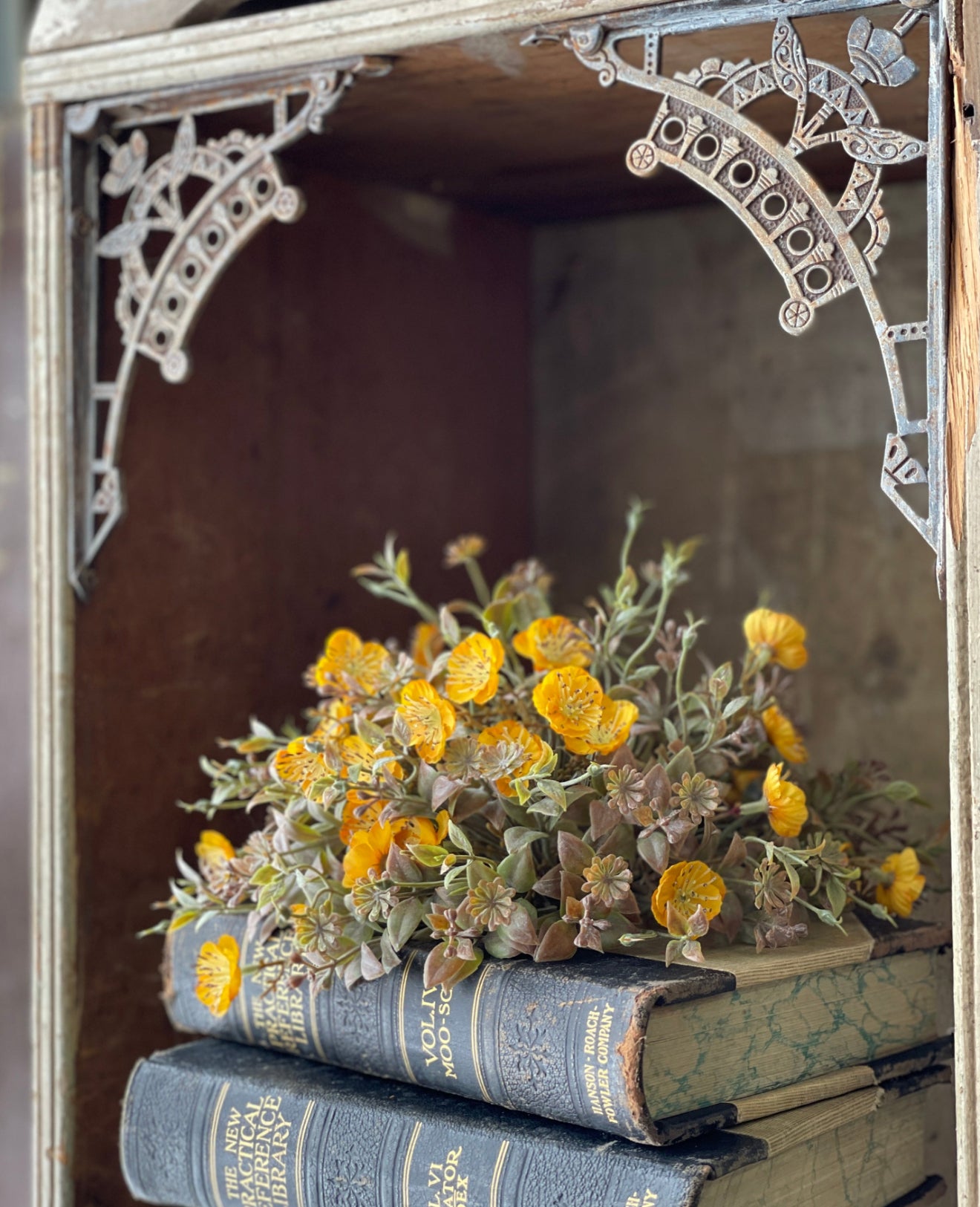 Mustard Julep Bloom Half Sphere
