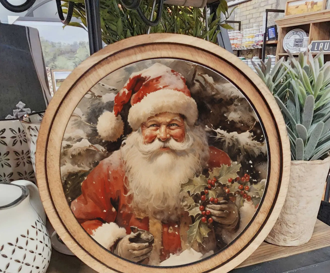 8" Round Santa with Holly Art