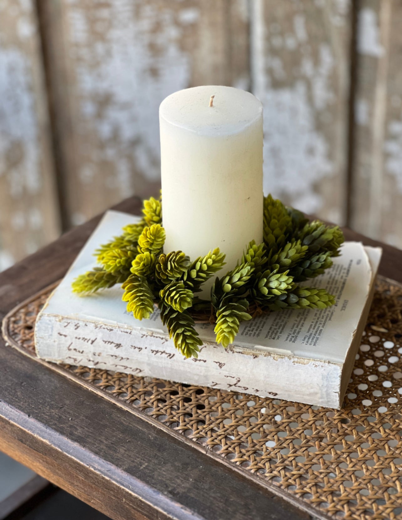 Green Hops Candle Ring