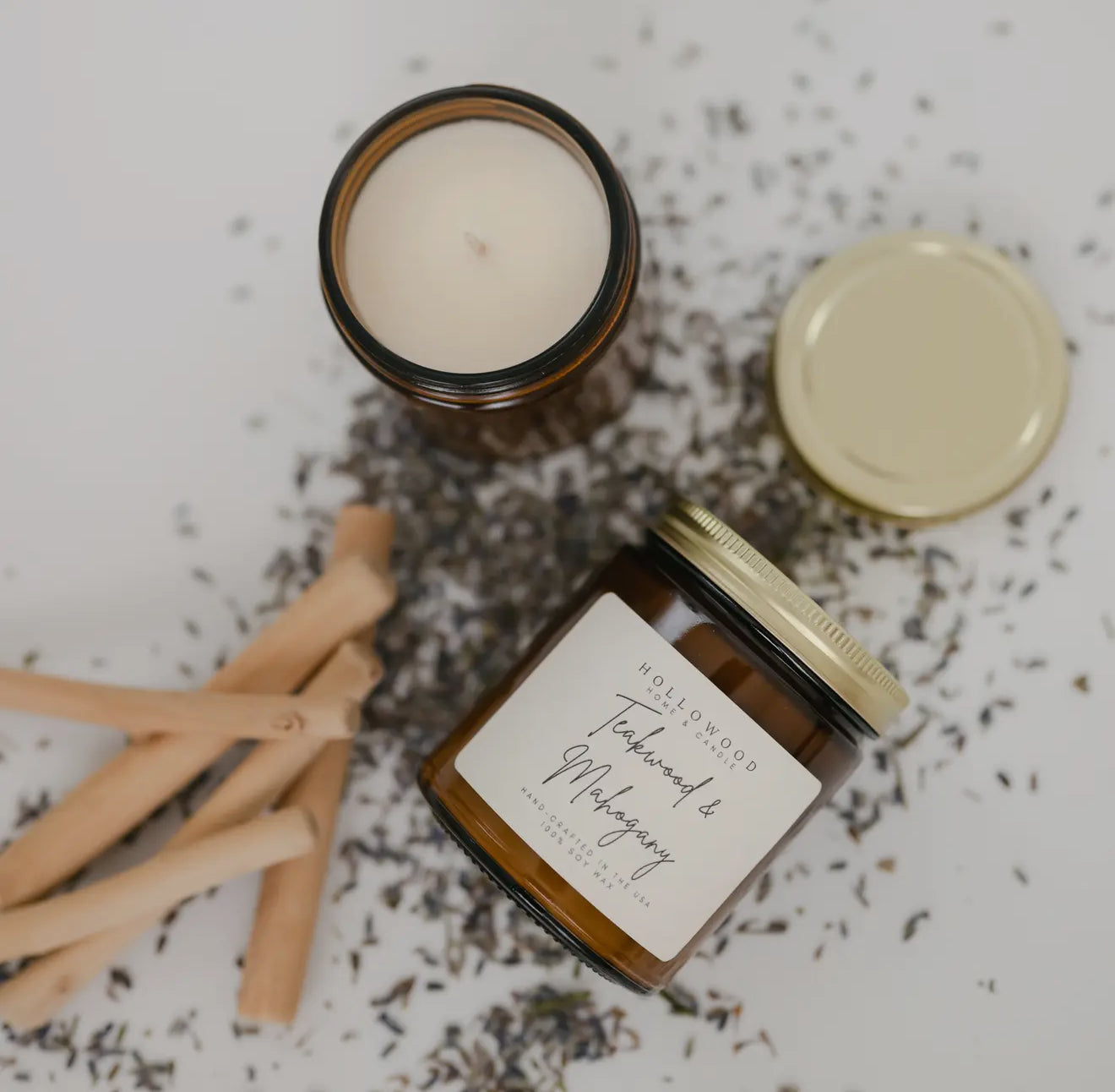 Teakwood & Mahogany 8 oz. Candle