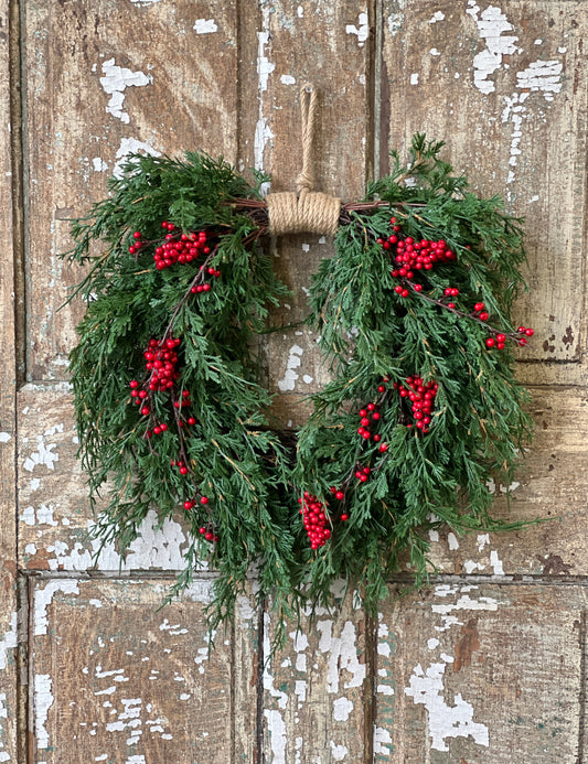 Emerald Falls Berry 20" Wreath