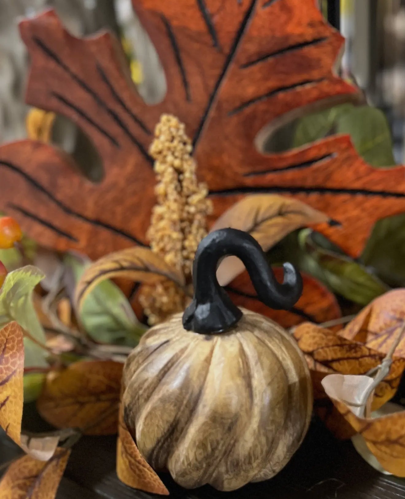 Small Natural Wooden Swirl Pumpkin