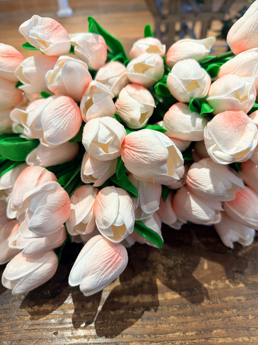 White and Light Pink Ombré Tulip Bundle